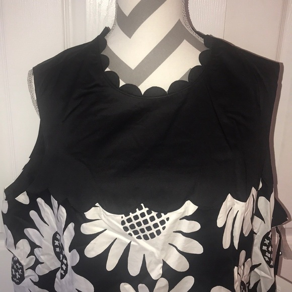 Victoria Beckham for Target Floral Dress 2X - Picture 3 of 7